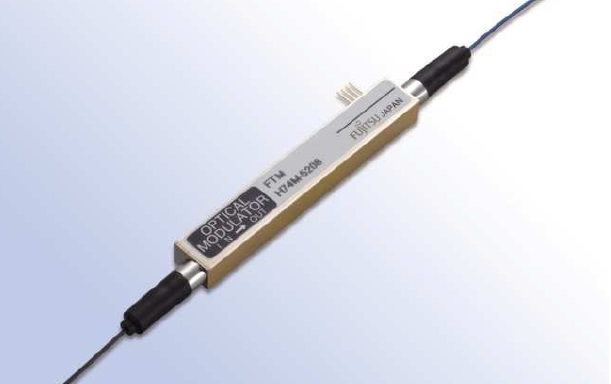40G速率 Fujitsu富士通 光纤 强度调制器 FTM7939EK 紧凑 推挽